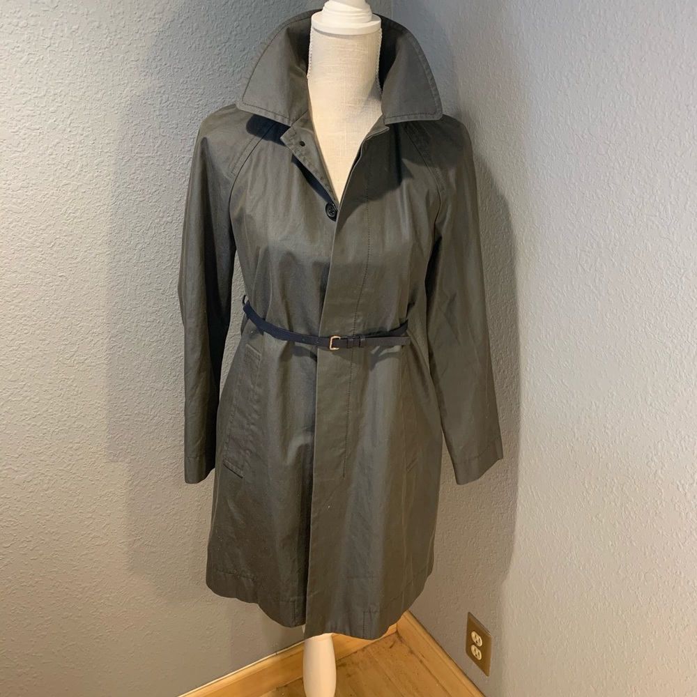 Marc Jacobs light weight classic trench coat